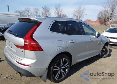 2018 Volvo Xc60 T5 Momentum из США, поврежденный, VIN LYV102RK7JB097089